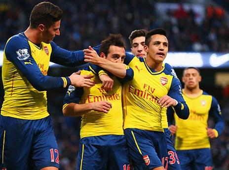 אחווה עירונית. ארסנל סייעה לצ'לסי (GETTYIMAGES)