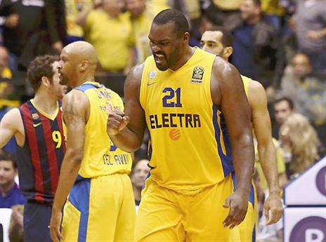 בסוף הוא כן בסגל. סופו (אלן שיבר)