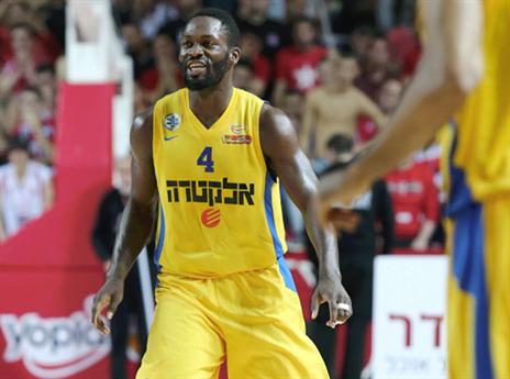 הרכז של מכבי בכושר נהדר (אלן שיבר)