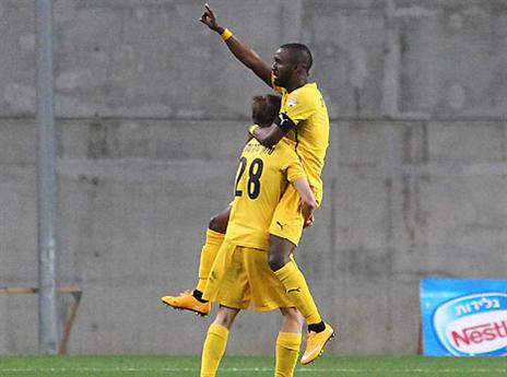 איזה גול. אפילו ניצן מחא כפיים. בלב