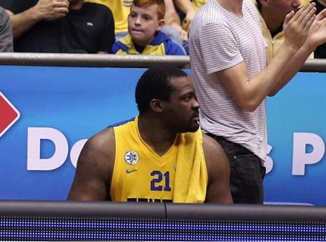 "זה עוזר שסופו כ"כ דומיננטי" (אלן שיבר)