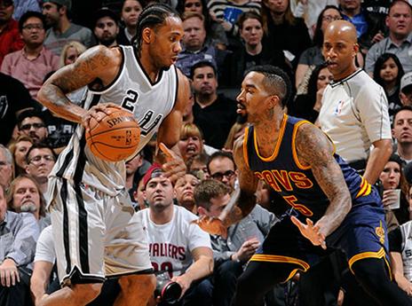 לנארד. פופוביץ' הולך אליו (getty)