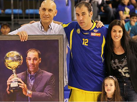 גם בזכות המאמנים, טפירו הפך לאגדה (מנהלת הליגה)