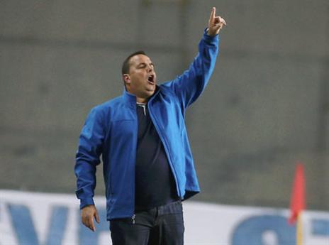 בן שמעון. שומר על דיסנטנס (אלן שיבר)