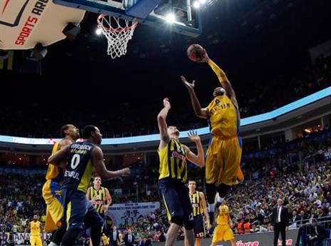 טיוס מוזכר באותה נשימה עם באסטון