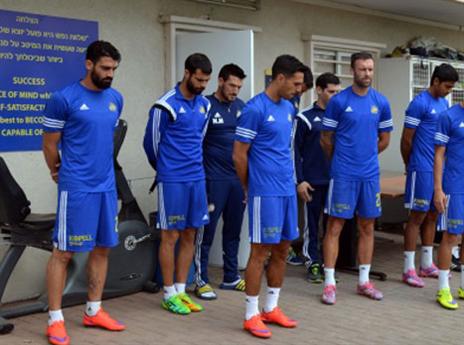 שחקני מכבי בצפירה (האתר הרשמי)