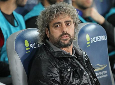 קיבל יד חופשית, השאיר קבוצה ללא זהות. עטר (יוסי שקל)