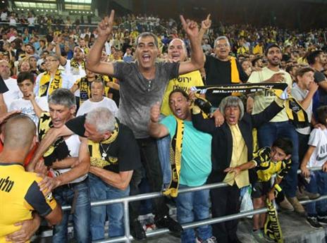 אוהדי בית"ר. חוזרים לאירופה (אלן שיבר)