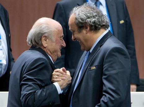 אחד הולך. אחד יבוא? בלאטר ופלאטיני (gettyimages)