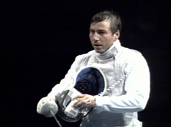 תומר אור, במרחק קרב מהקריטריון