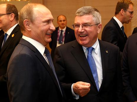 בין פוליטיקה לספורט. פוטין ויו"ר הוועד האולימפי תומאס באך (gettyimages)