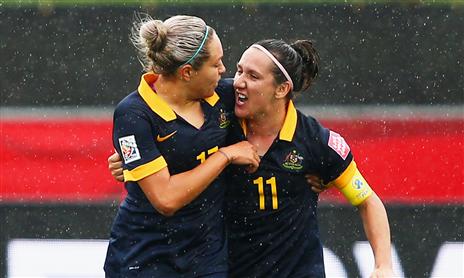 סימון (משמאל). כבשה את השער החשוב (Getty)