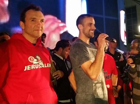 שיחזר את ההנפה. הלפרין