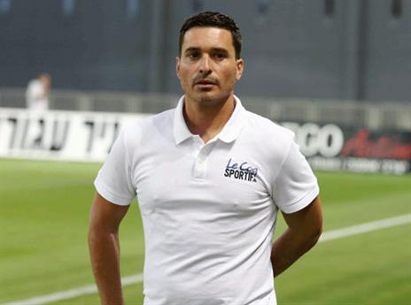 עובר למרכז. דורה (אלן שיבר)