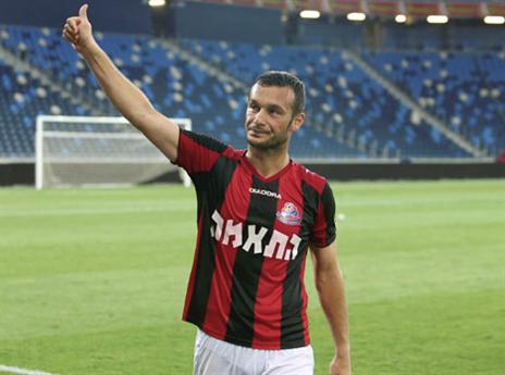 יתפתה להצעה  מאלבניה? סליחי (אלן שיבר)