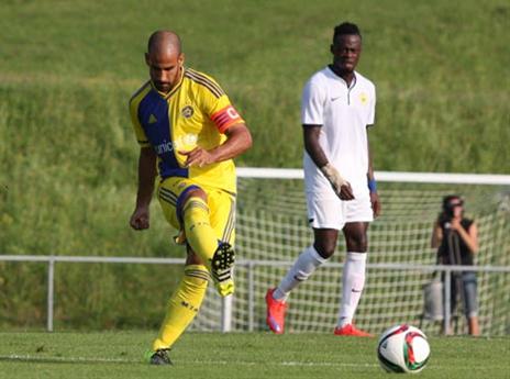 אלברמן במחנה. הפנים לקראת היברניאנס (צילום: האתר הרשמי מכבי ת"א)