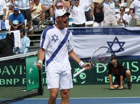 מביא גאווה. יוני ארליך