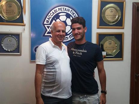 דנינו, נשאר במכבי פ"ת (האתר הרשמי)