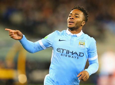 סטרלינג חוגג שער ראשון בקבוצתו החדשה (GETTY)