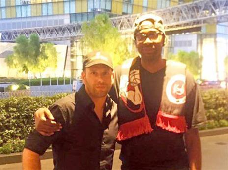 רוצה להיות חלק ממשהו מיוחד. פישר עם אורי אלון