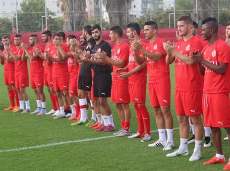 ולא מעט שחקנים אלמוניים (אלן שיבר)