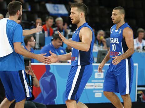 מחצית ראשונה מצוינת (אלן שיבר)