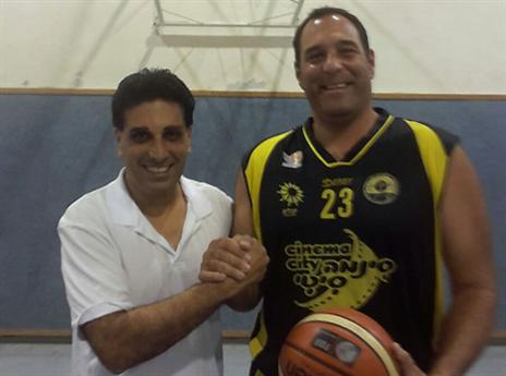 קובי בלול לצד גבי גפן