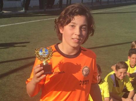 נדב בלדב. שיחק בטורניר לזכר סבו