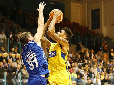 5 שחקנים בדאבל-פיגרס בצהוב (אלן שיבר)