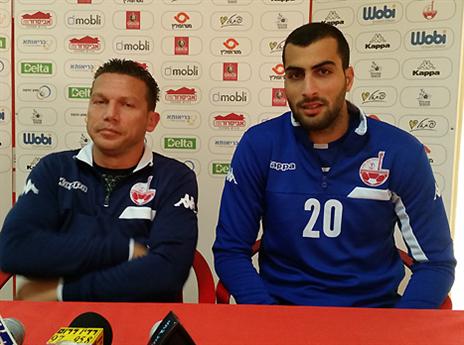 שוב אותה עכו. בכר לא מזלזל