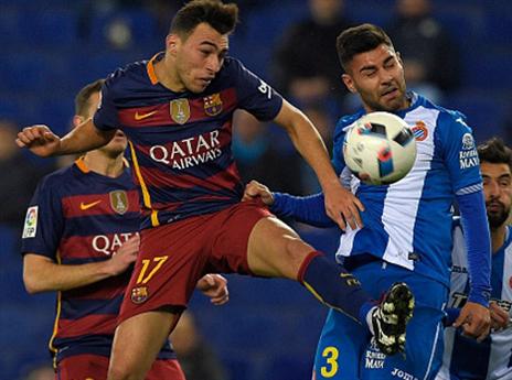 מוניר מנסה להגיע לכדור (getty)