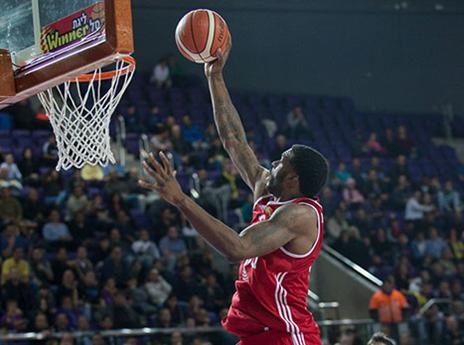 ירושלים צריכה אותו. סמית' (מנהלת הליגה)