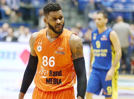 ראשון שמטה יתרון, אך מונרו כפה הארכה (אלן שיבר)