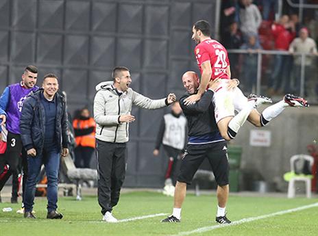 ניצחון שביעי ברציפות למוליכה (צילום: אלן שיבר)