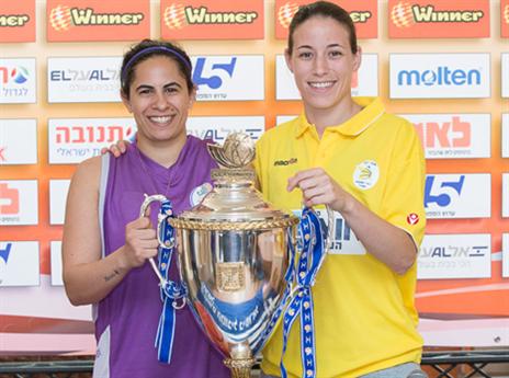 מי תניף את הגביע? (צילום: עודד קרני, איגוד הכדורסל)