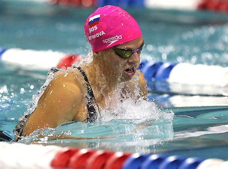 מהטניס לשחייה. גם אפימובה נתפסה (gettyimages)