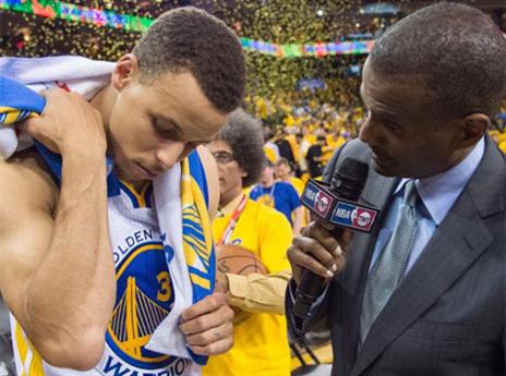 קרי והמרפק. עד החתונה זה יעבור (getty)