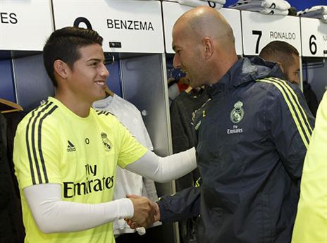 זידאן יחייה את הקריירה של חאמס? (getty)