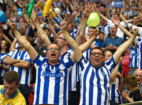 אוהדי שפילד הוסיפו הרבה צבע, אך התאכזבו בסיום (gettyimages)