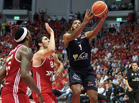 משחק חלש של קליף וייאט (אלן שיבר)