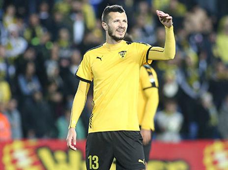 רוקאביצה. בן שמעון בונה עליו (אלן שיבר)