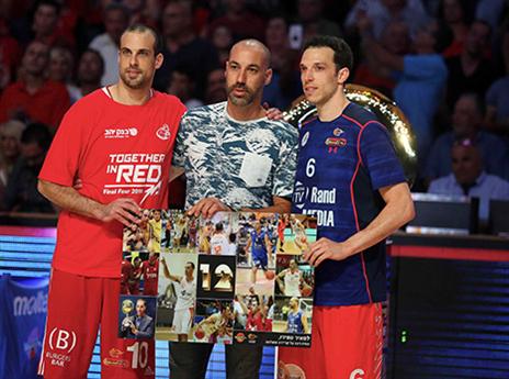 בפתיחה נערך טקס למאיר טפירו הפורש (צילום: אלן שיבר)