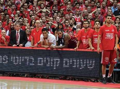 עונה בלי תואר (אלן שיבר)