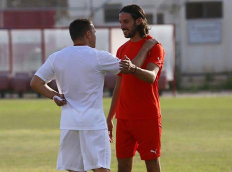 בכר בהיכרות עם הקשר החדש (צילום: לירון מולדובן)