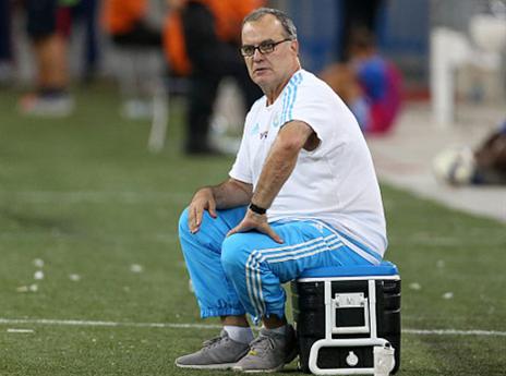 חוזר לקווים. ביילסה (GETTYIMAGES)