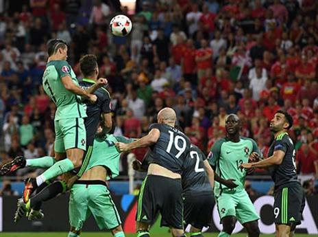 כמה גבוה שהוא התרומם (getty)