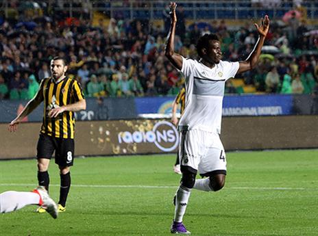 לא הפסיק להחמיץ. איגייבור (צילום: אודי ציטיאט)