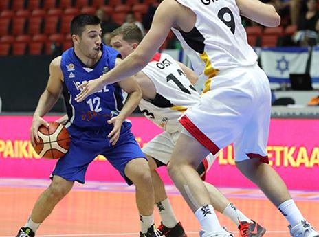 קלע טוב, אך מרבה לאבד. בלאט (FIBA)