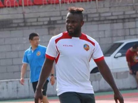 תמוז במדי קבוצתו החדשה