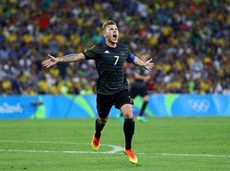 ורץ לחגוג את השוויון (Getty)